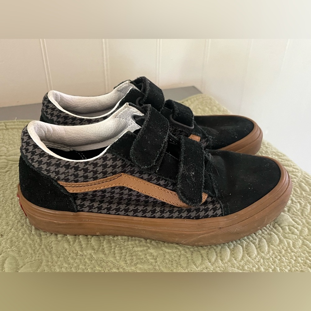 Velcro Black Suede Checkered Vans Size 2.5